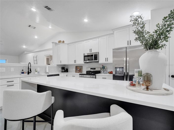 Image No.19-4 Bed House for sale