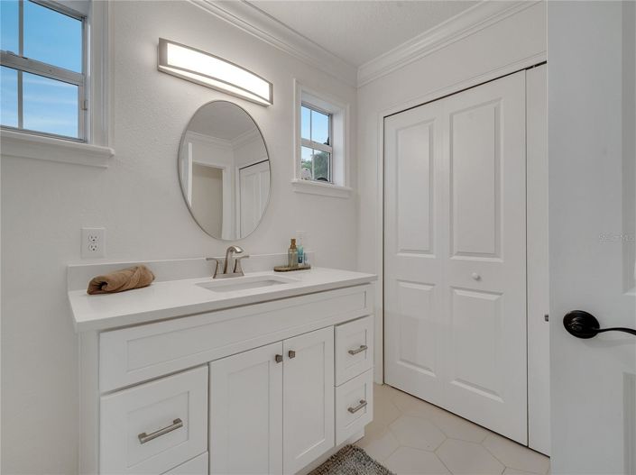 Image No.48-4 Bed House for sale