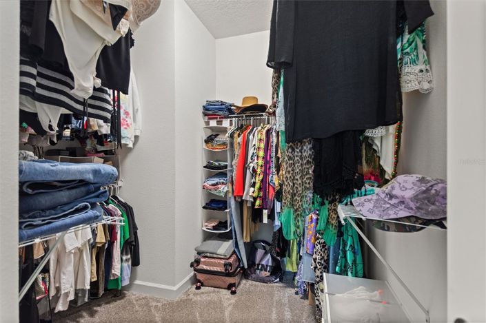 Image No.21-5 Bed House for sale