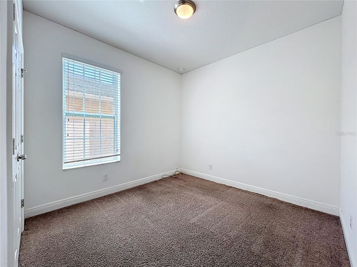 Image No.16-5 Bed House for sale