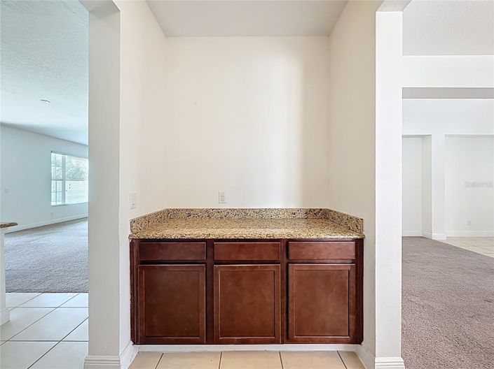 Image No.7-5 Bed House for sale