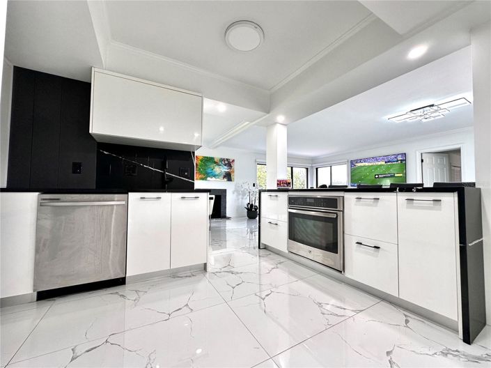 Image No.17-3 Bed Apartment for sale