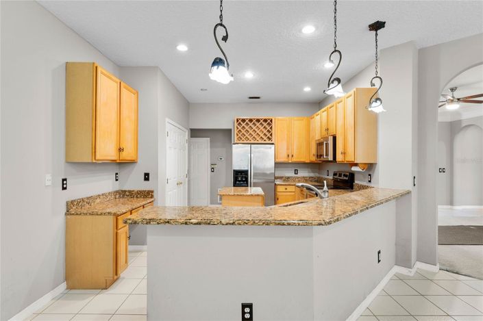 Image No.17-4 Bed House for sale