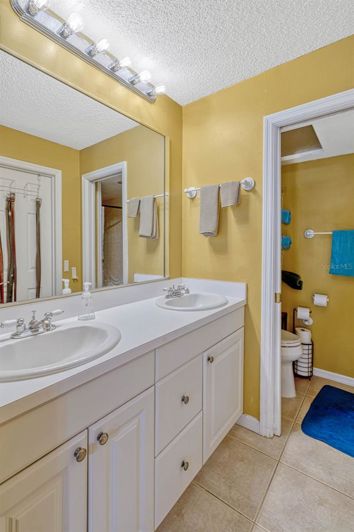 Image No.20-4 Bed House for sale