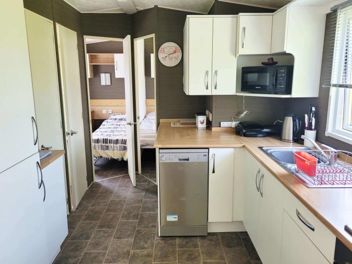 Image No.15-3 Bed Mobile Home for sale