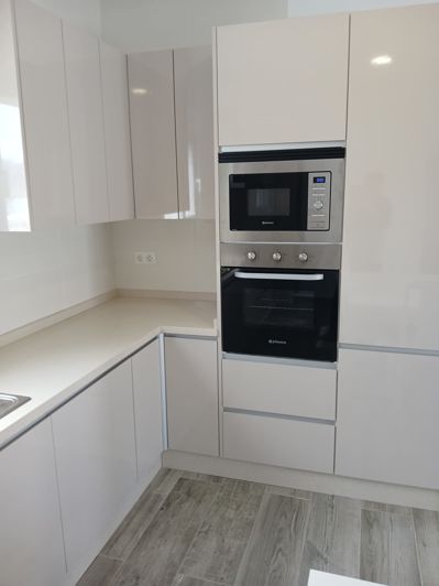 Image No.8-3 Bed Chalet for sale