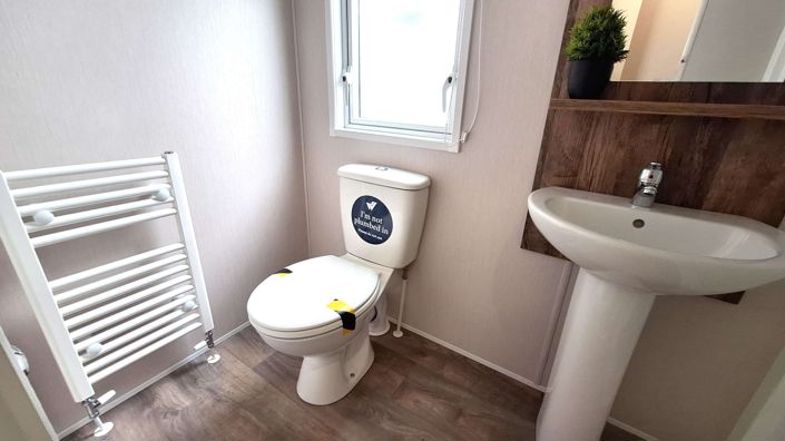 Image No.9-2 Bed Mobile Home for sale