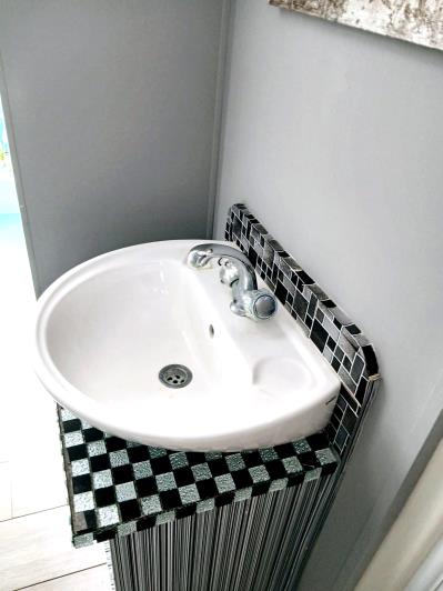 Image No.18-2 Bed Mobile Home for sale