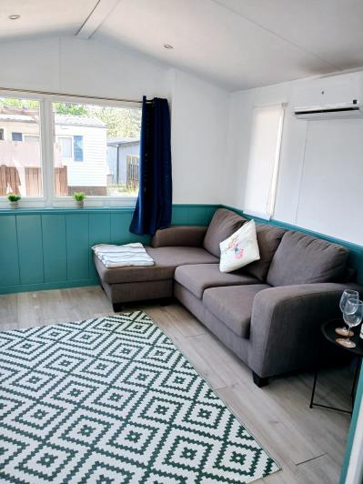 Image No.9-2 Bed Mobile Home for sale