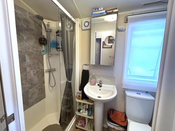 Image No.25-2 Bed Mobile Home for sale