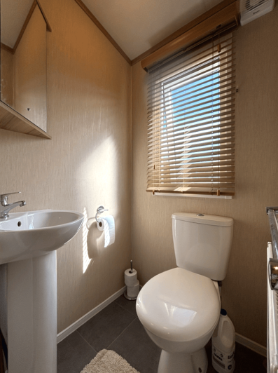 Image No.40-2 Bed Mobile Home for sale