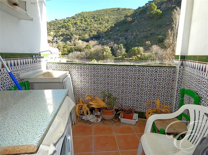 Image No.15-5 Bed Property for sale