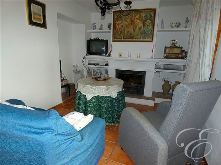 Image No.3-5 Bed Property for sale