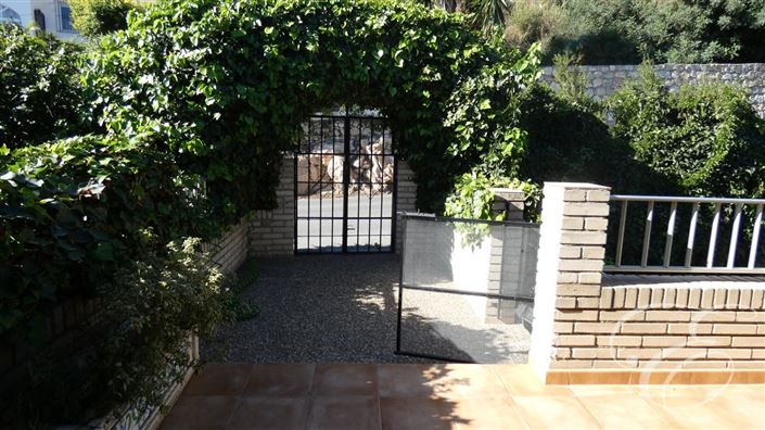 Image No.13-4 Bed Property for sale