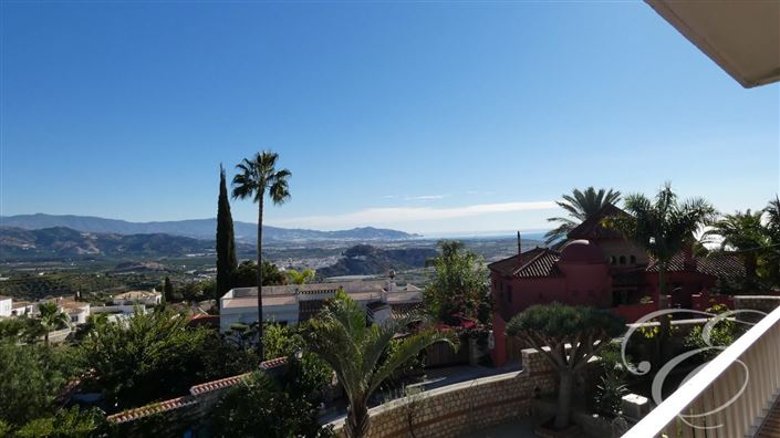 Image No.21-4 Bed Property for sale