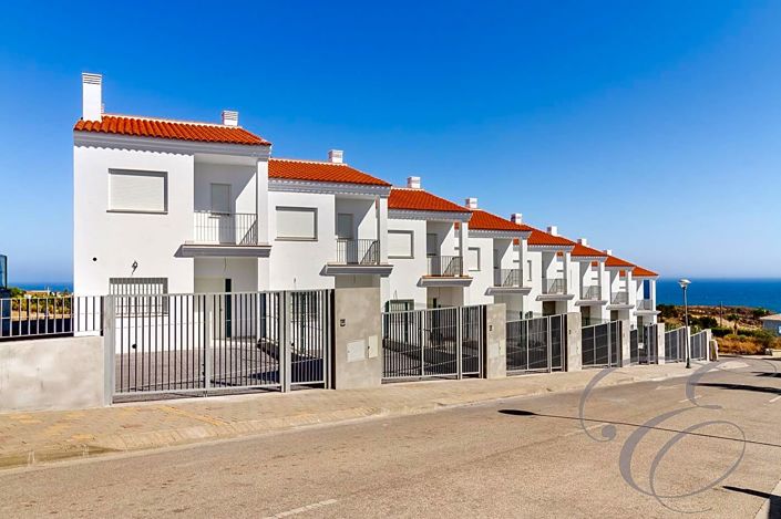 Image No.1-3 Bed Property for sale