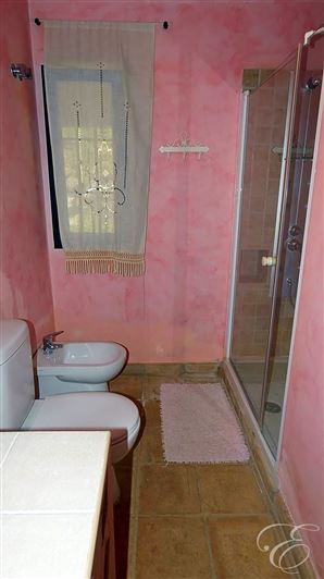 Image No.13-5 Bed Property for sale