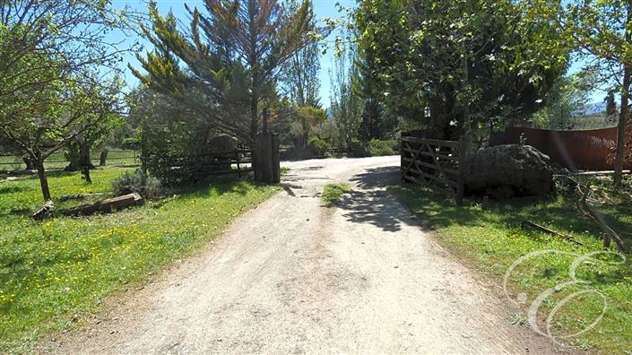 Image No.2-5 Bed Property for sale