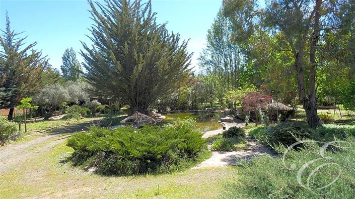 Image No.20-5 Bed Property for sale