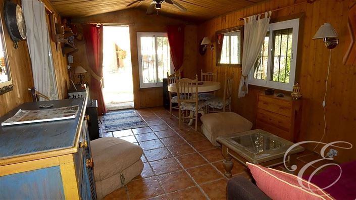 Image No.32-5 Bed Property for sale