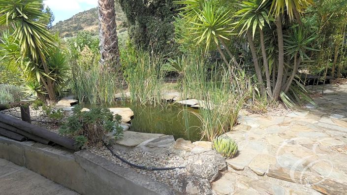 Image No.30-6 Bed Property for sale