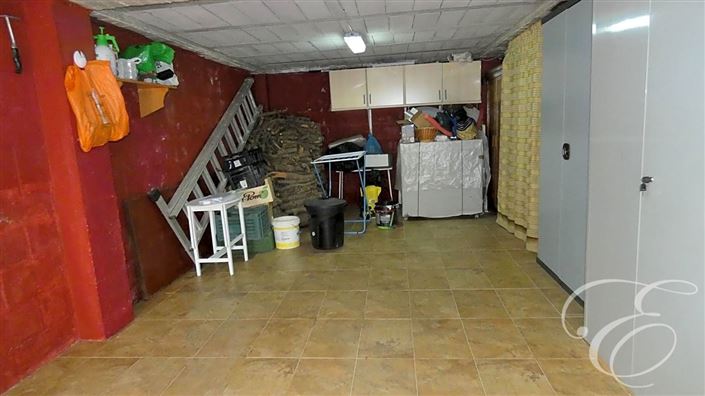 Image No.19-3 Bed Property for sale