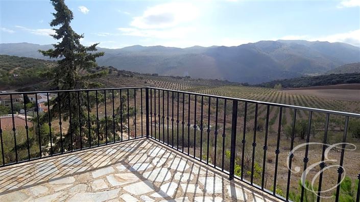 Image No.2-3 Bed Property for sale