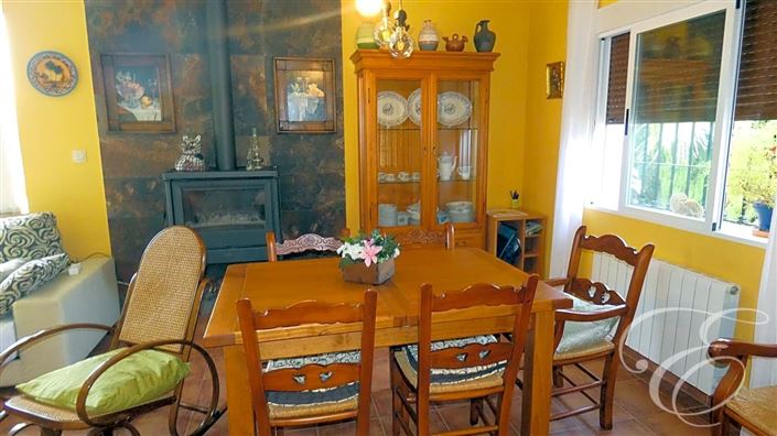 Image No.5-3 Bed Property for sale