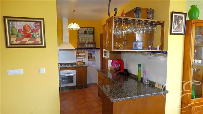 Image No.7-3 Bed Property for sale