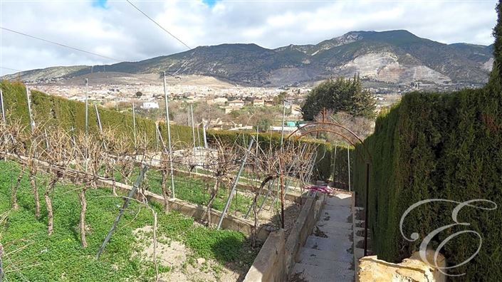 Image No.4-7 Bed Property for sale