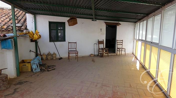 Image No.4-6 Bed Property for sale