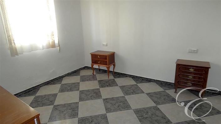 Image No.6-4 Bed Property for sale