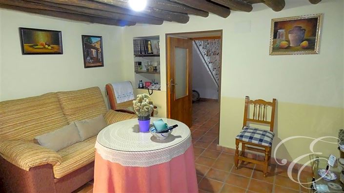 Image No.3-5 Bed Property for sale