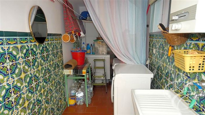 Image No.16-4 Bed Property for sale