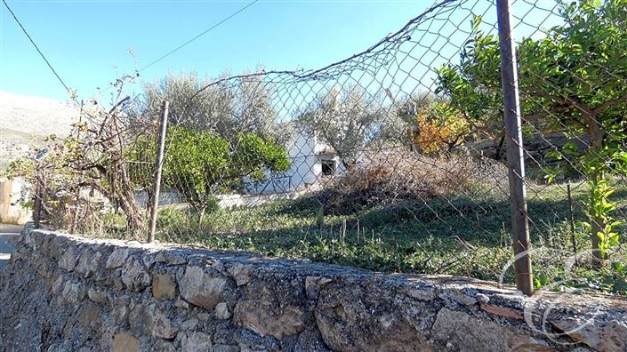 Image No.15-2 Bed Property for sale