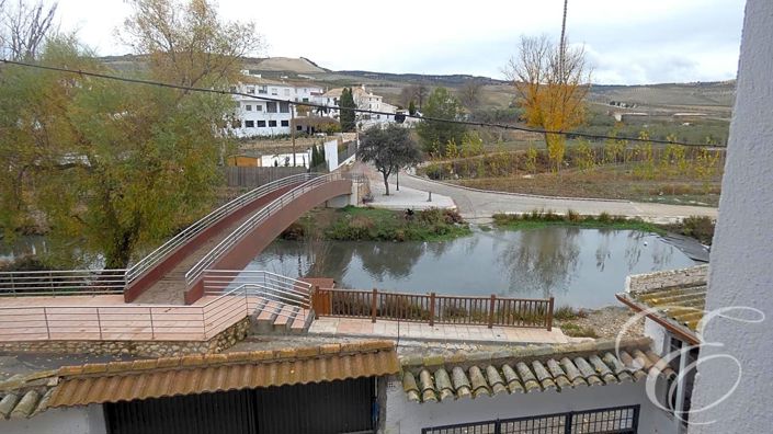 Image No.11-3 Bed Property for sale