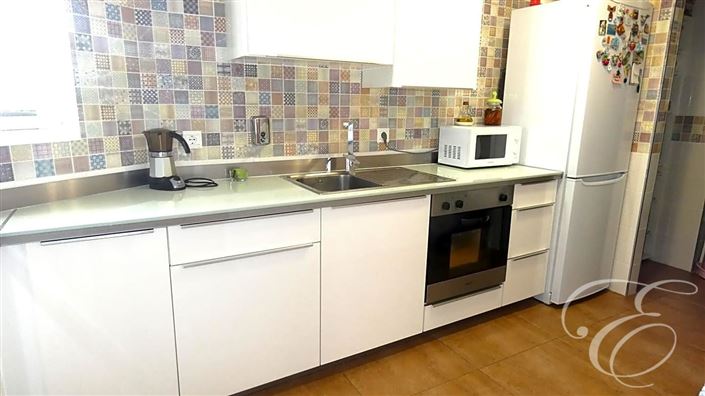 Image No.6-4 Bed Property for sale