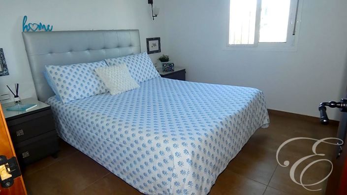 Image No.9-4 Bed Property for sale