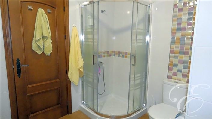 Image No.10-4 Bed Property for sale