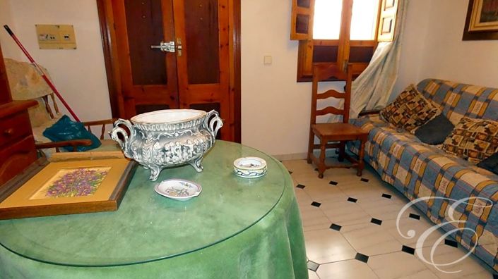 Image No.5-3 Bed Property for sale