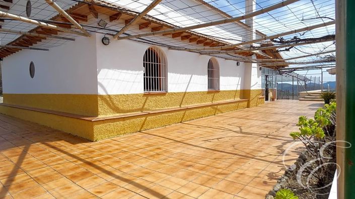 Image No.20-4 Bed Property for sale