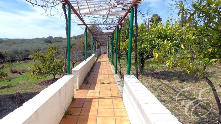 Image No.21-4 Bed Property for sale