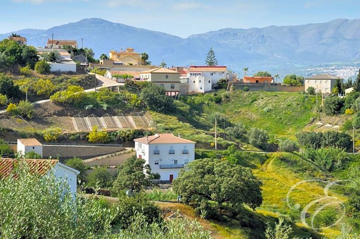 Image No.20-7 Bed Property for sale