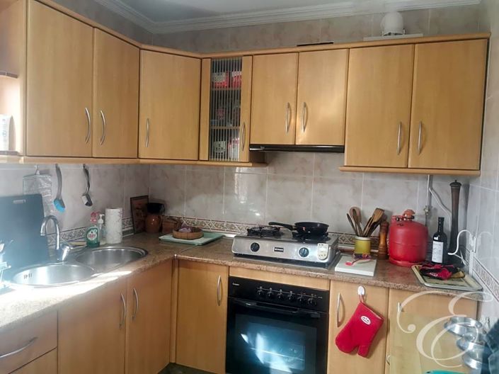 Image No.24-7 Bed Property for sale