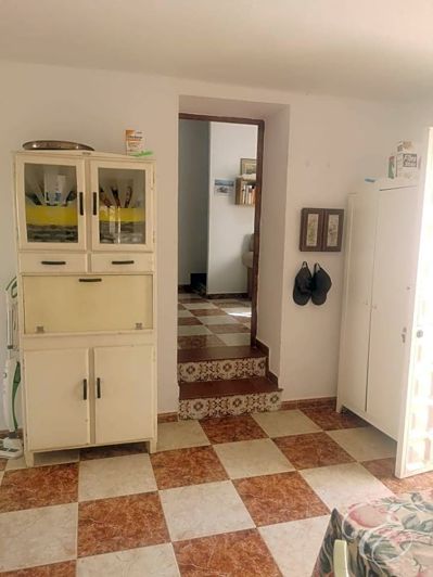 Image No.26-7 Bed Property for sale