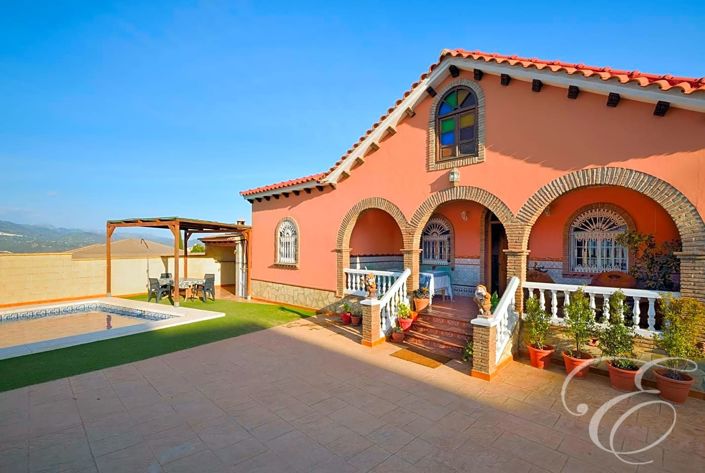 Image No.3-7 Bed Property for sale