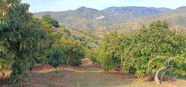 Image No.22-2 Bed Property for sale