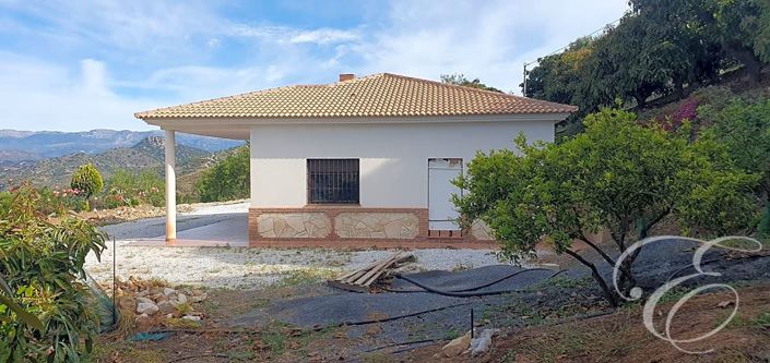 Image No.6-2 Bed Property for sale