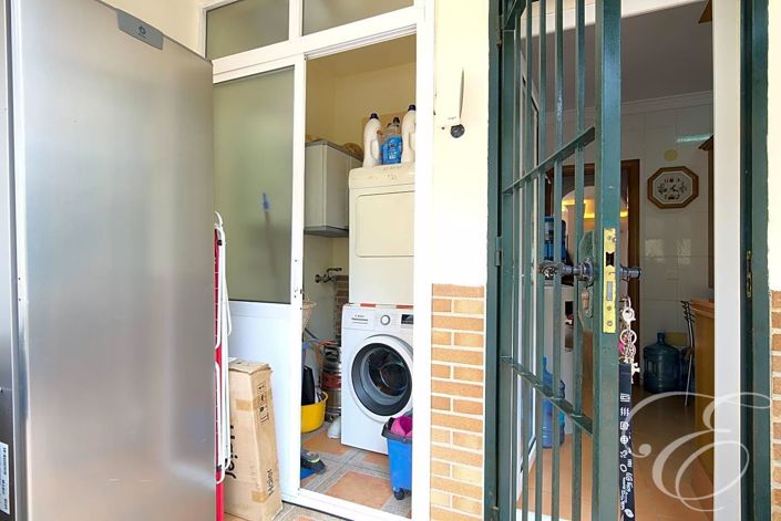 Image No.10-3 Bed Property for sale