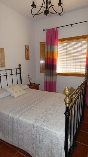 Image No.9-2 Bed Property for sale